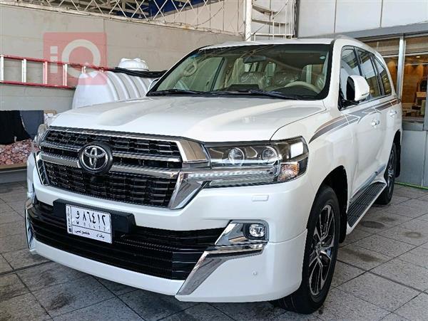 Toyota for sale in Iraq